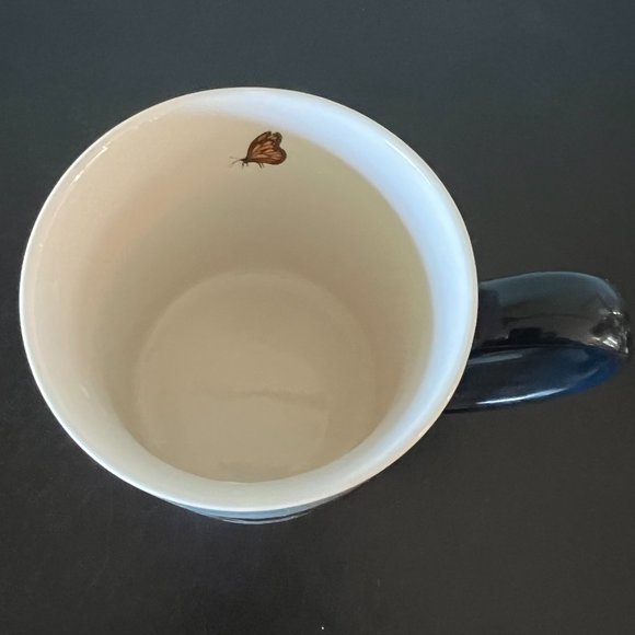 LANG “Hugo Hege” Mug Artwork by Lowell Herrero ~ Cat & Monarch Butterfly 2016 - Picture 4 of 7